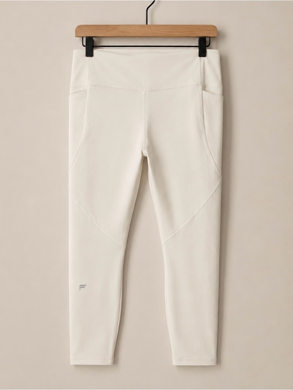 Fabletics Oasis PureLuxe High‎ Waisted Crossover 7/8 Leggings Cream Ivory Size L - Picture 5 of 6